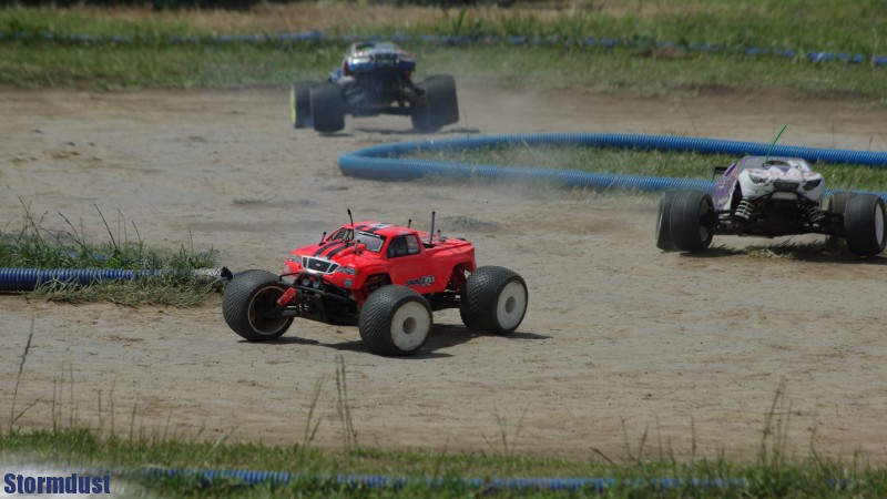 Finał w klasie IC-8 Monster Truck