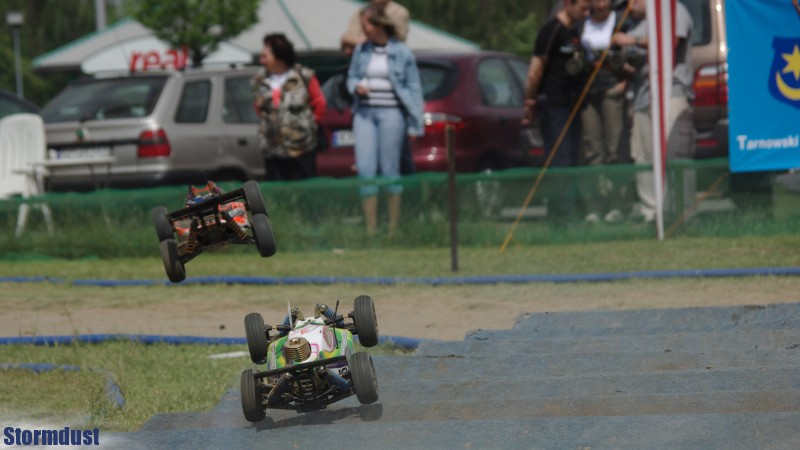 Finał w klasie IC-8 buggy