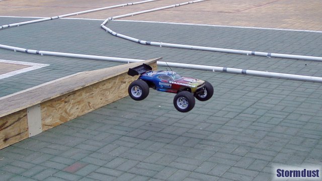 Klasa IC-8MT na HPI Challenge