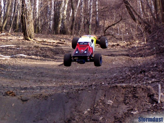 Jarek modelem Traxxas Rustler