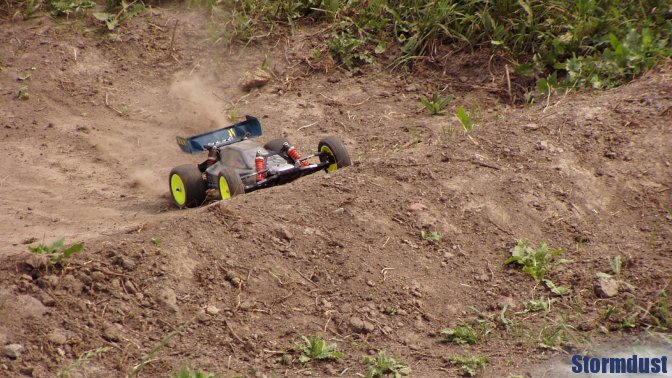 Jarek modelem Team Losi XXX-CR